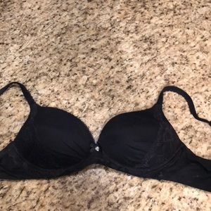 Black Victoria’s Secret bra 34DD